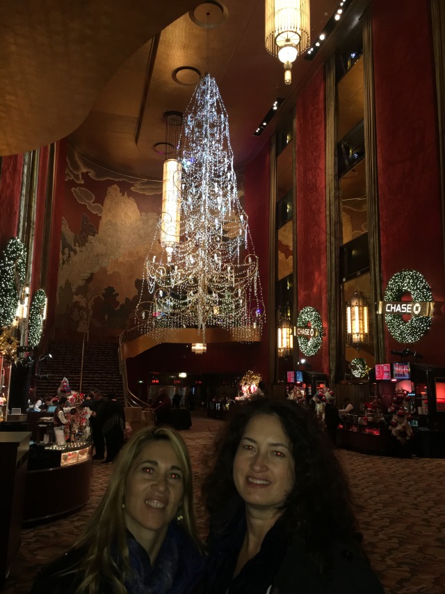 2015/11(November)/Adriana-visit-from-Buenos-Aires/07-New-York-City-Rockettes/640x480_2015-12-04-New-York-City-Rockettes-63-Adriana-Suzi.JPG