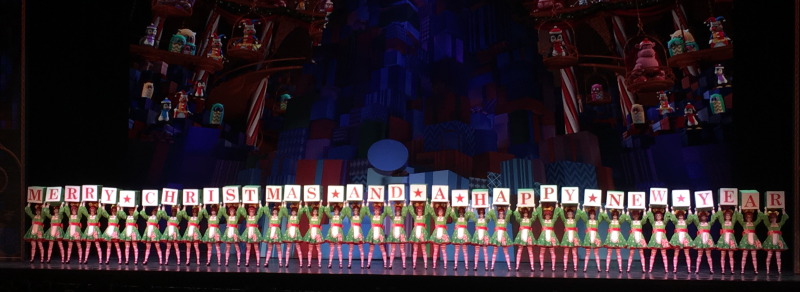 2015/11(November)/Adriana-visit-from-Buenos-Aires/07-New-York-City-Rockettes/800x600_2015-12-04-New-York-City-Rockettes-46-GOOD.JPG