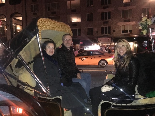 2015/11(November)/Adriana-visit-from-Buenos-Aires/09-New-York-City-Central-Park/640x480_2015-12-05-New-York-City-Central-Park-14-Carriage-Ride-Suzi-Adriana-Travis-GOOD.JPG