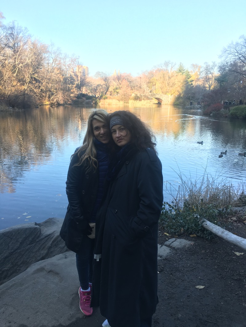 2015/11(November)/Adriana-visit-from-Buenos-Aires/09-New-York-City-Central-Park/800x600_2015-12-05-New-York-City-Central-Park-01-Suzi-Adriana.JPG