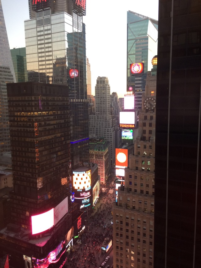 2015-12-05-New-York-City-Times-Square-8-view-from-hotel.JPG