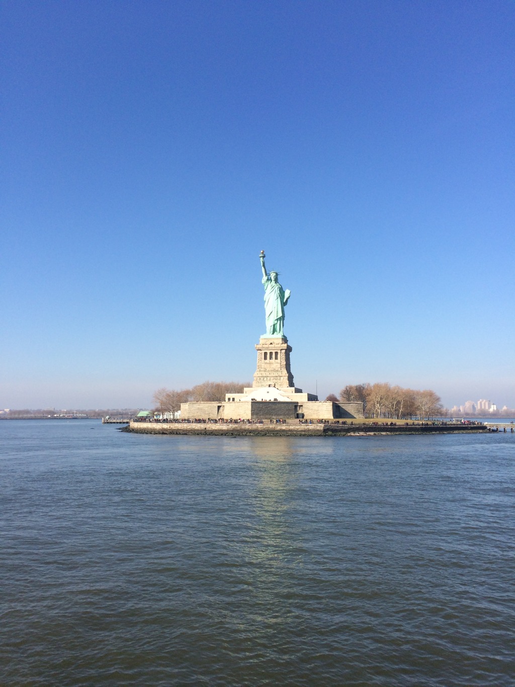 2015/11(November)/Adriana-visit-from-Buenos-Aires/11-New-Yrok-City-Statue-of-Liberty/1024x768_2015-12-06-New-York-City-Statue-of-Liberty-17.JPG