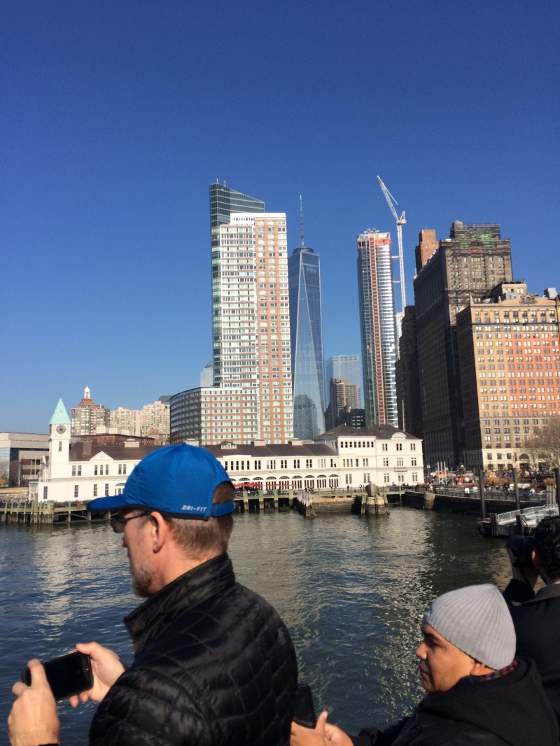 2015-12-06-New-York-City-Statue-of-Liberty-07-Travis-world-trade-center.JPG