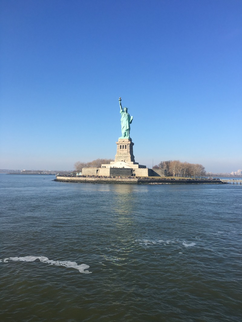 2015/11(November)/Adriana-visit-from-Buenos-Aires/11-New-Yrok-City-Statue-of-Liberty/800x600_2015-12-06-New-York-City-Statue-of-Liberty-16.JPG