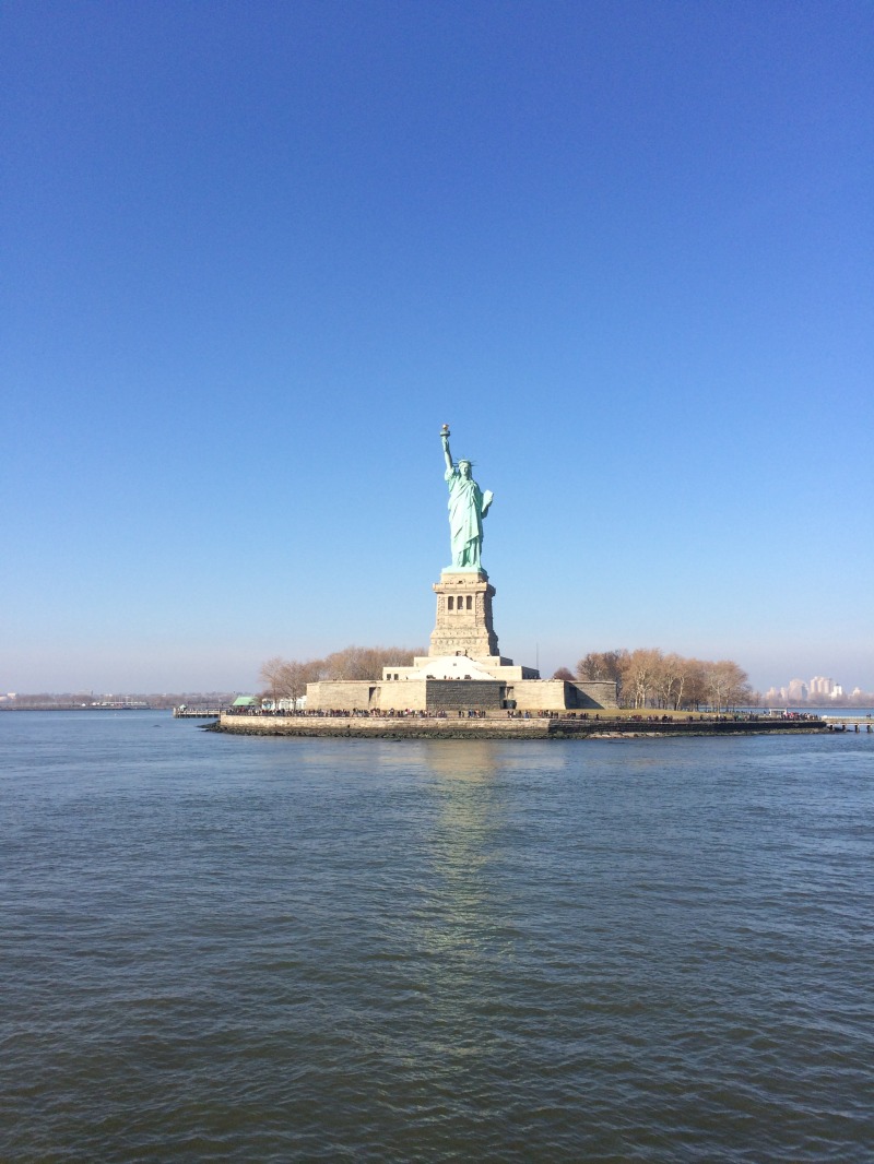 2015/11(November)/Adriana-visit-from-Buenos-Aires/11-New-Yrok-City-Statue-of-Liberty/800x600_2015-12-06-New-York-City-Statue-of-Liberty-17.JPG