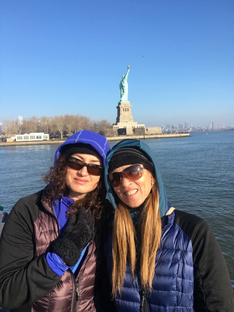 2015/11(November)/Adriana-visit-from-Buenos-Aires/11-New-Yrok-City-Statue-of-Liberty/800x600_2015-12-06-New-York-City-Statue-of-Liberty-63-Suzi-Adriana-GOOD.JPG
