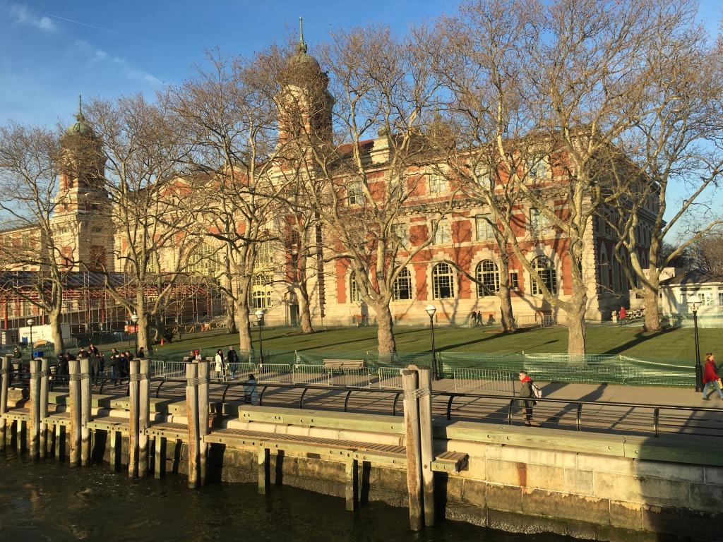 2015-12-06-New-York-City-Ellis-Island-07.JPG