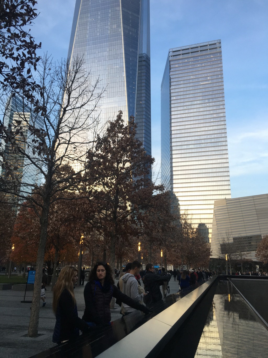2015-12-06-New-York-11-World-Trade-Center-and-Memorial-Adriasna.JPG