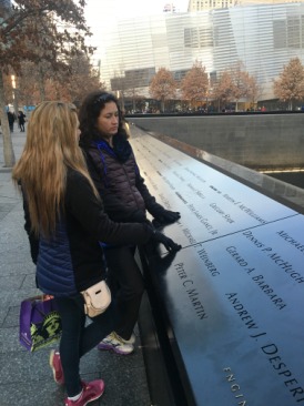 2015-12-06-New-York-08-World-Trade-Center-and-Memorial-Adriana-Suzi.JPG