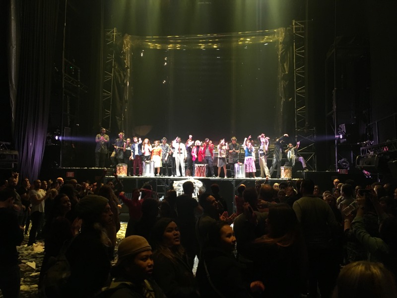 2015/11(November)/Adriana-visit-from-Buenos-Aires/14-New-York-City-Fuerza-Bruta-show/800x600_2015-12-06-New-York-City-Fuerza-Bruta-show-26.JPG