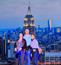 2015-12-07-New-York-City-Empire-State-Building-04-Suzi-Travis-Adriana.JPG