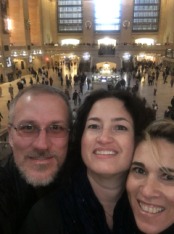 2015-12-07-New-York-City-Grand-Central-Station-05-Travis-Suzi-Adriana.JPG