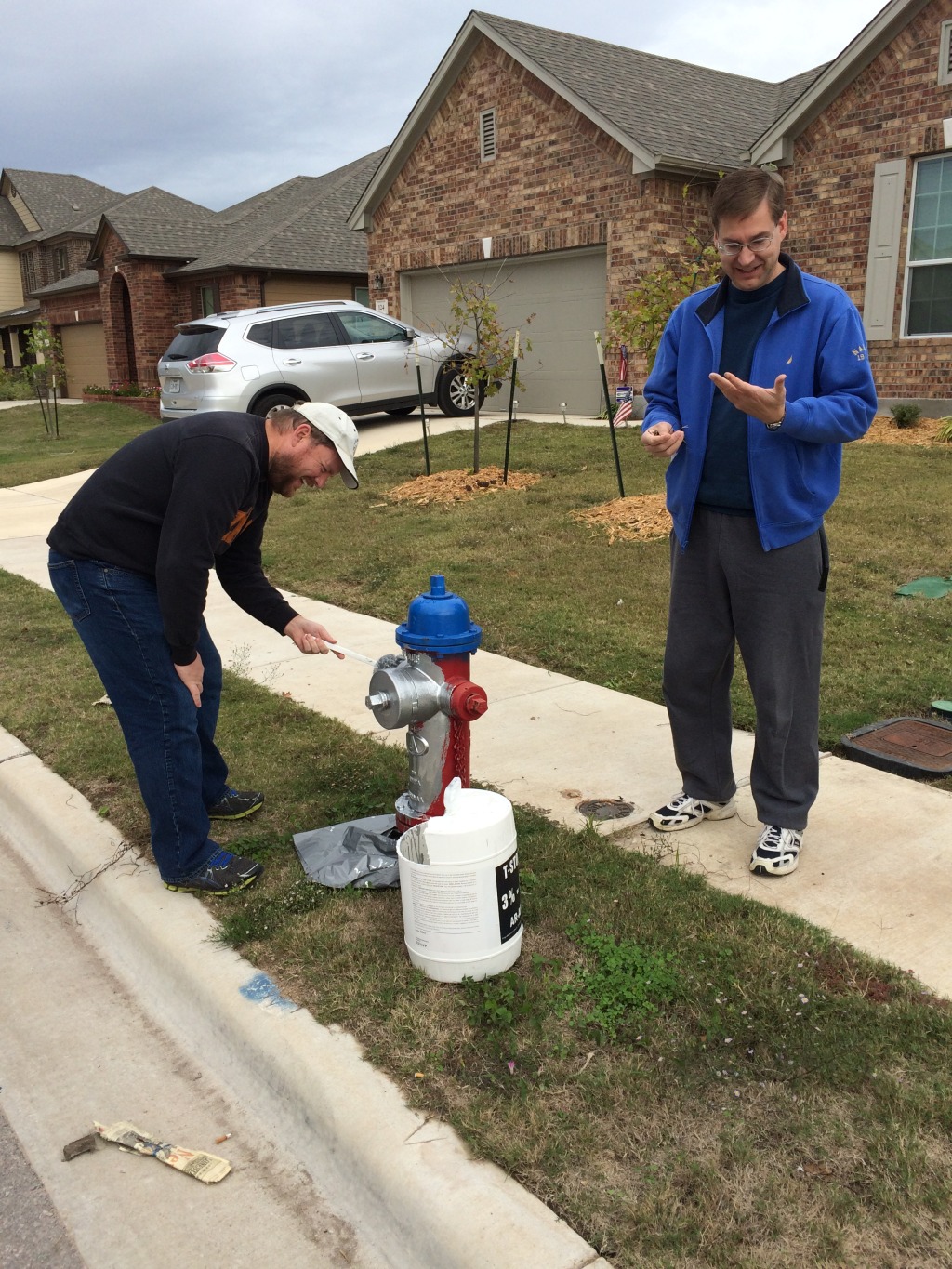 2015-11-14-Dax-Eagle-Project-paint-fire-hydrants-storm-drains-34-ChrisAustin-Steve.JPG