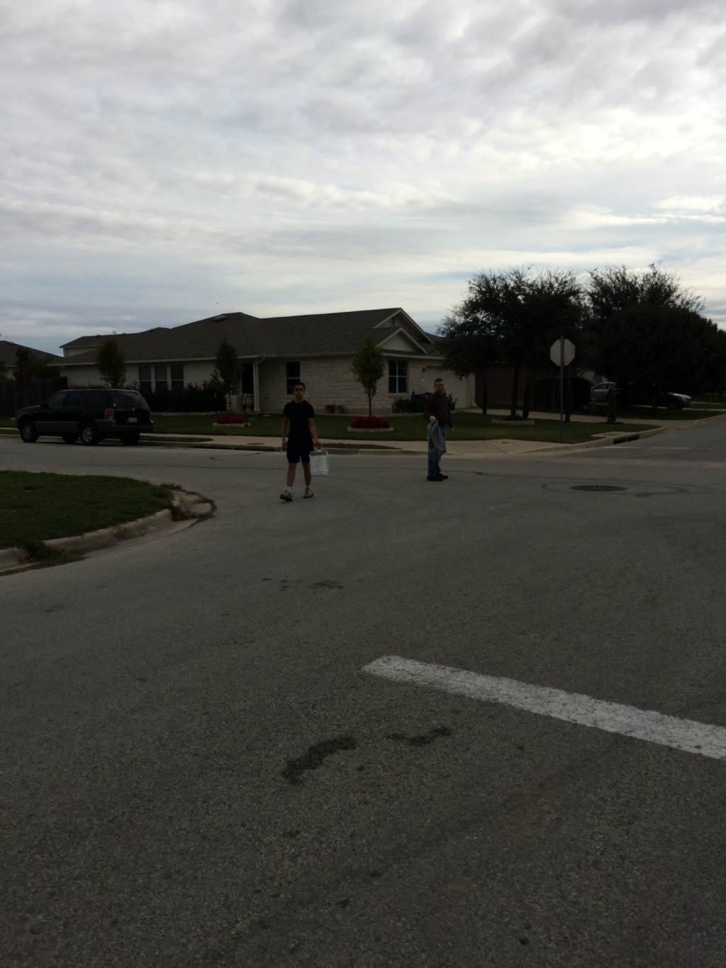 2015-11-14-Dax-Eagle-Project-paint-fire-hydrants-storm-drains-36-Sebastian-MikeHoneycutt.JPG