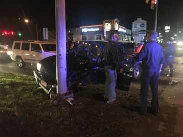 2015-11-30-ERM-Clarksburg-WV-2-traffic-accident-we-came-upon.JPG