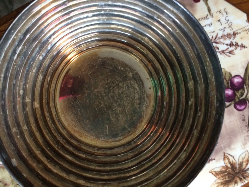 2015/11(November)/Misc/800x600_2015-11-27-Cleaning-silver-bowl-1.JPG