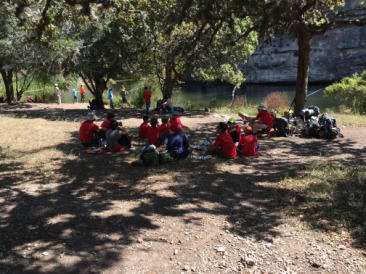 2015-10-17-Troop214-Lost-Maples-27-lunch.JPG