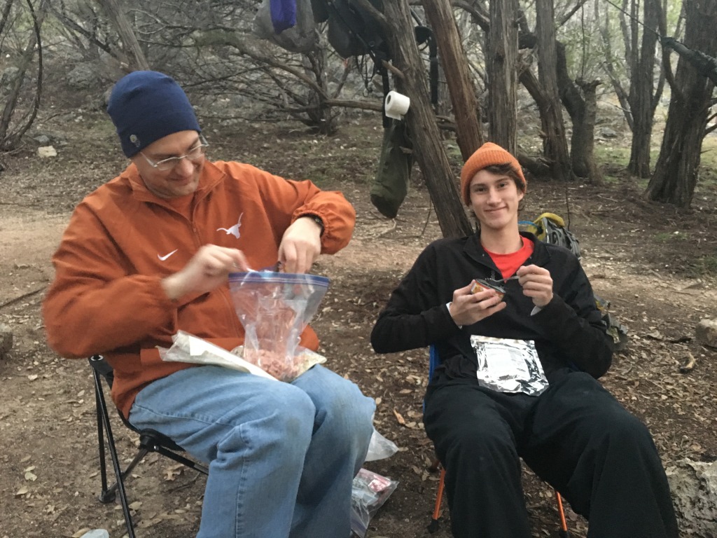 2015/12(December)/Camping-Pedernales/1024x768_2015-12-18-Camping-Pedernales-3-Steve-Chance.JPG