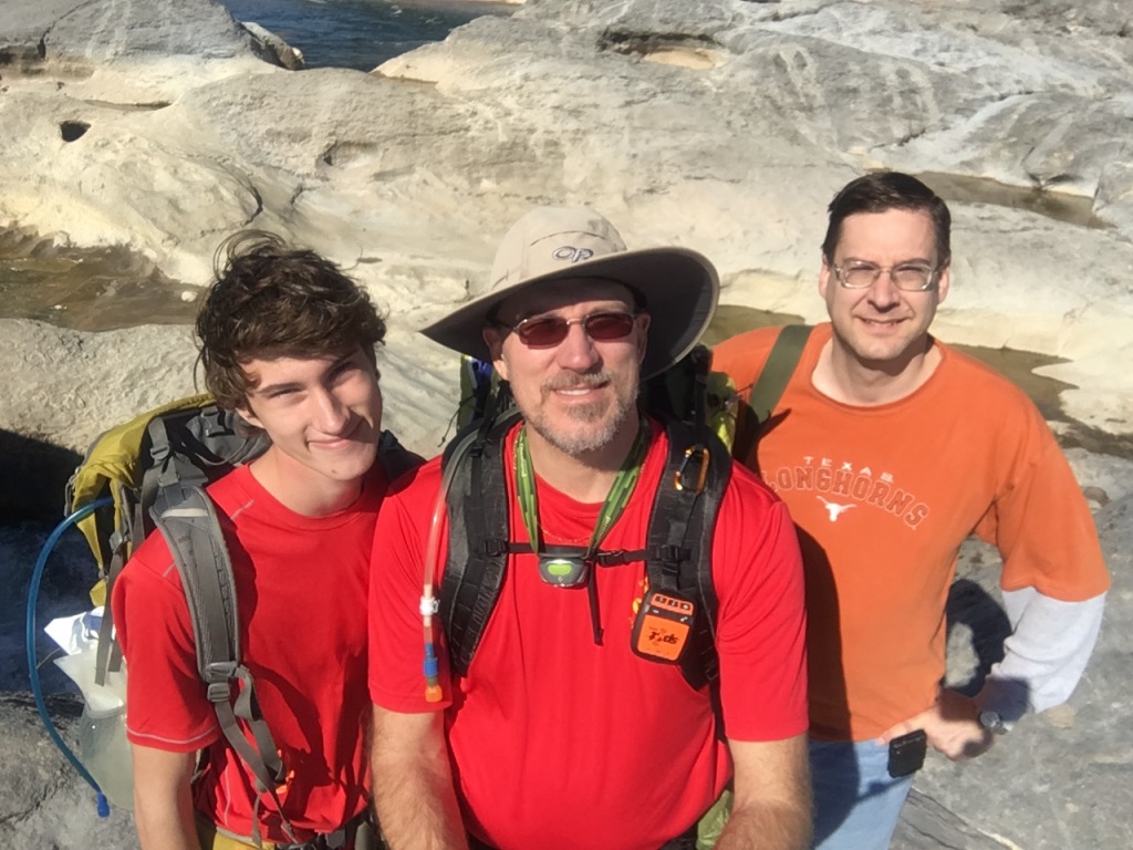 2015/12(December)/Camping-Pedernales/1024x768_2015-12-19-Camping-Pedernales-11-Chance-Travis-SteveS.JPG