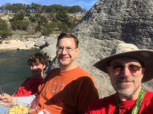 2015/12(December)/Camping-Pedernales/640x480_2015-12-19-Camping-Pedernales-15-Chance-SteveS-Travis.JPG