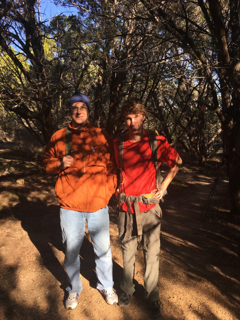 2015/12(December)/Camping-Pedernales/800x600_2015-12-19-Camping-Pedernales-03-SteveS-Chance.JPG