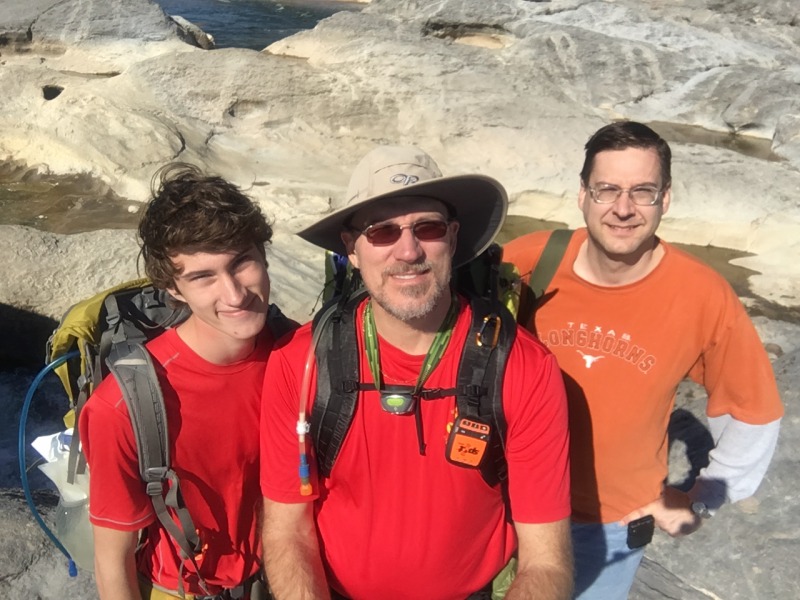 2015/12(December)/Camping-Pedernales/800x600_2015-12-19-Camping-Pedernales-11-Chance-Travis-SteveS.JPG