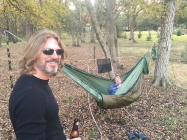 2015-12-09-Justin-visit-Christmas-02-hammock-with-UQ-Janeen.JPG