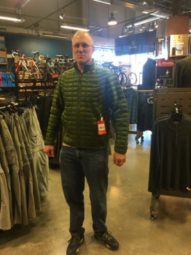 2015-11-04-EasternMountainHardware-equipment-8-Northface-Thermoball-full-zip.JPG