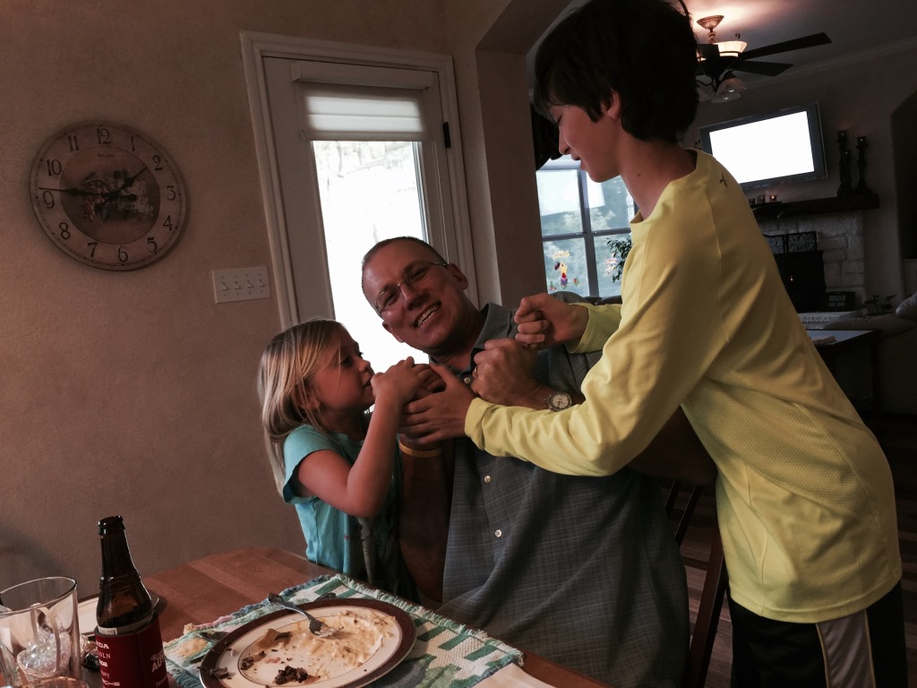 2015-04-05-Easter-016-Sydney-Travis-Dax-GOOD.JPG