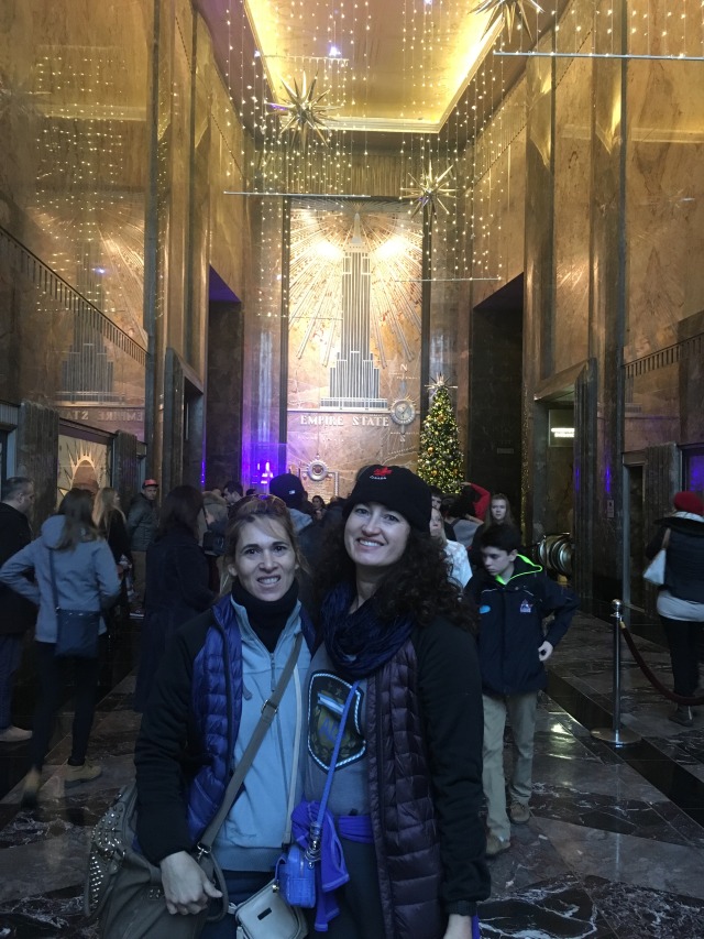 2015-12-07-New-York-City-Empire-State-Building-40-Adriana-Suzi-lobby-GOOD.JPG