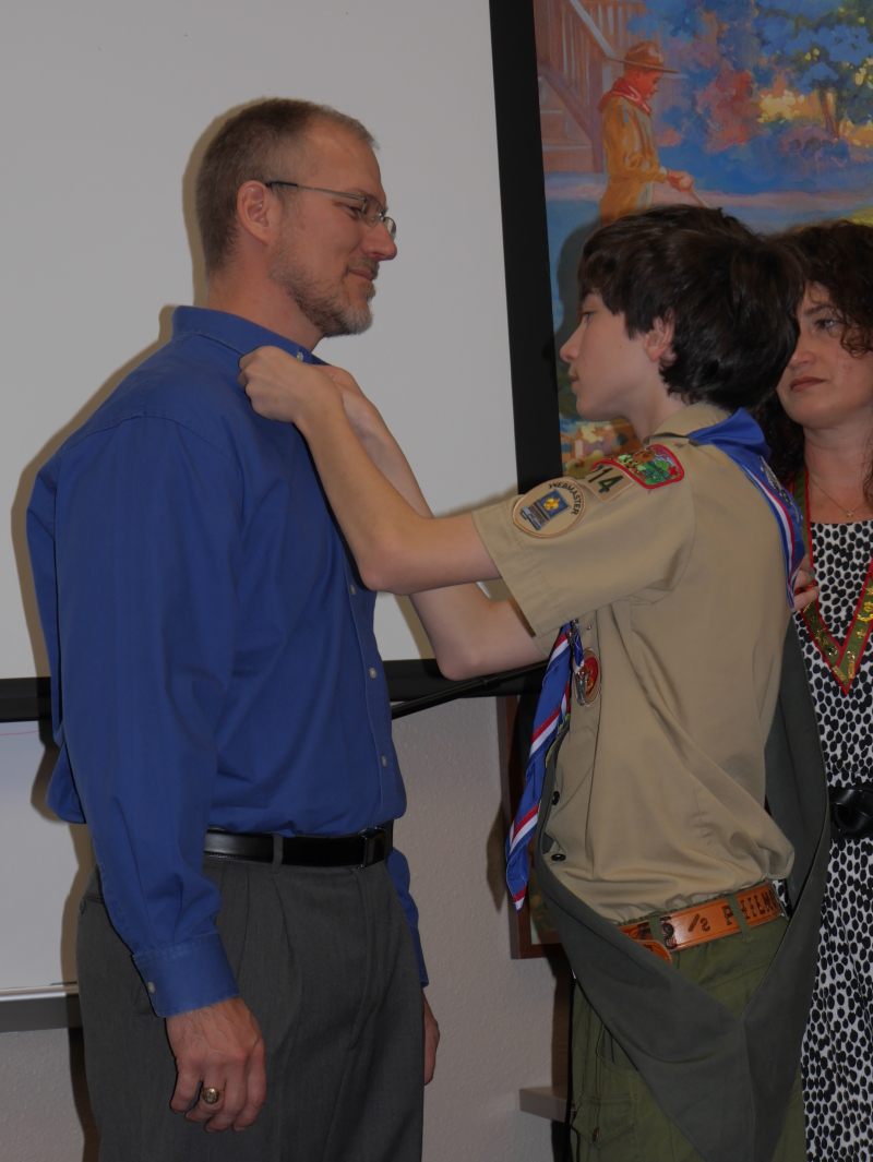 2016/02(February)/Dax-Eagle-Scout-Ceremony/800x600_2016-02-21-Dax-Eagle-Ceremony-077-Travis-Suzi.JPG