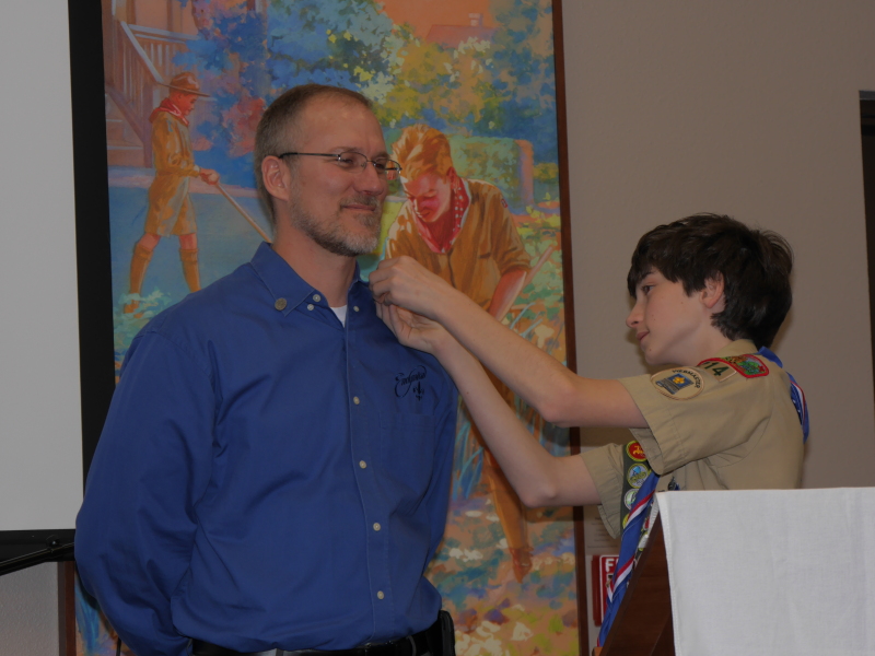 2016/02(February)/Dax-Eagle-Scout-Ceremony/800x600_2016-02-21-Dax-Eagle-Ceremony-107-Travis.JPG