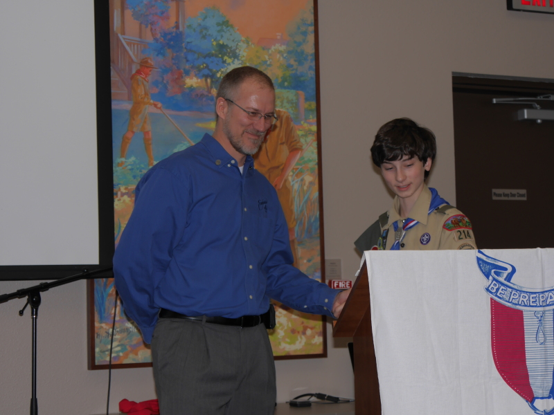 2016/02(February)/Dax-Eagle-Scout-Ceremony/800x600_2016-02-21-Dax-Eagle-Ceremony-109-Travis.JPG