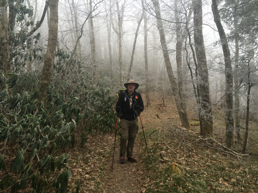 2016/03(March)/2016-03-Appalachian-Trail-BEST/1024x768_2016-04-05-Appalachian-Trail-071-Bevo-frost.JPG
