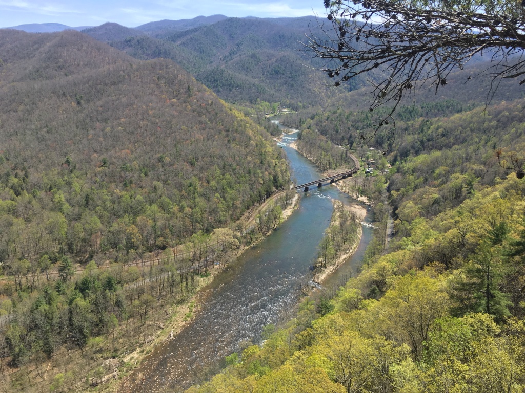 2016/03(March)/2016-03-Appalachian-Trail-BEST/1024x768_2016-04-13-Appalachian-Trail-102-Erwin.JPG
