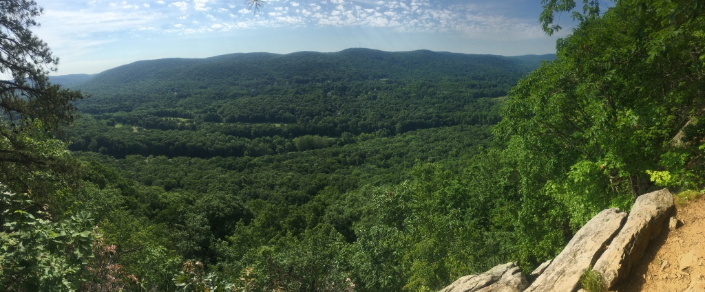 2016/03(March)/2016-03-Appalachian-Trail-BEST/1024x768_2016-06-20-Appalachian-Trail-375-scenery.JPG