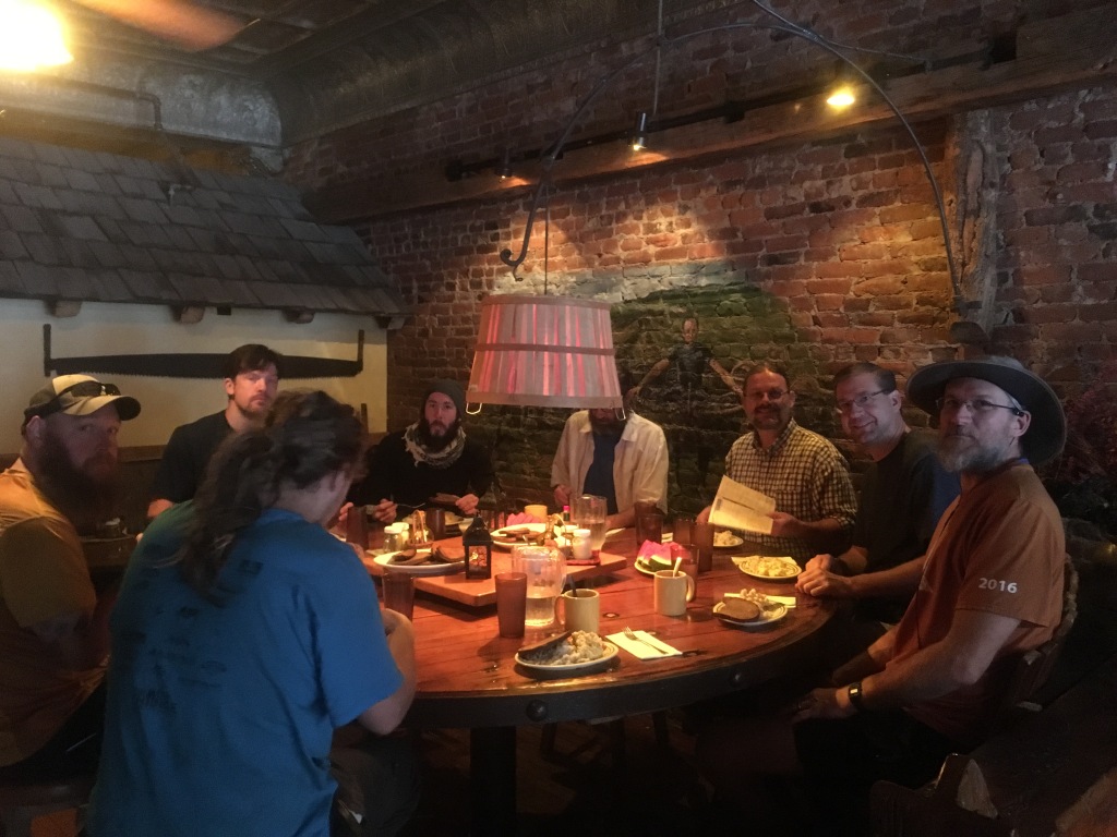 2016/03(March)/2016-03-Appalachian-Trail-BEST/1024x768_2016-07-05-Appalachian-Trail-436-RootBeard-Monster-Neo-Bevo-Yellow-Deli-Hostel-Rutland-VT.JPG