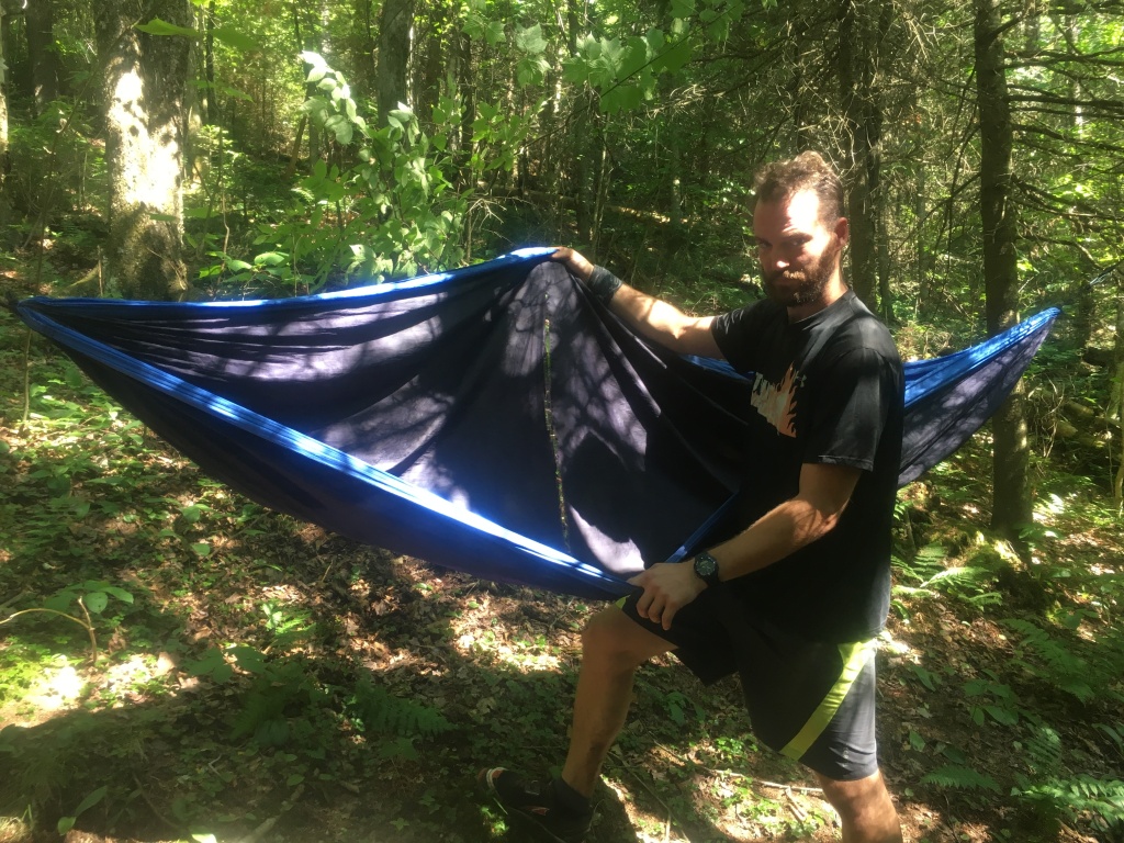 2016/03(March)/2016-03-Appalachian-Trail-BEST/1024x768_2016-07-12-Appalachian-Trail-465-DeepThroat-ripped-his-hammock.JPG