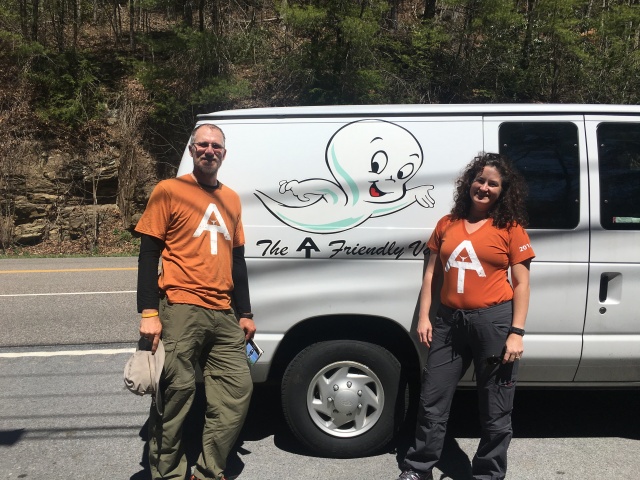 2016/03(March)/2016-03-Appalachian-Trail-BEST/640x480_2016-04-17-Appalachian-Trail-122-Bevo-Suzi-Casper-the-friendly-van.JPG