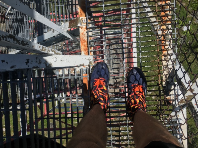 2016/03(March)/2016-03-Appalachian-Trail-BEST/640x480_2016-06-10-Appalachian-Trail-327-Bevo-fire-tower.JPG