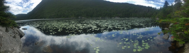 2016/03(March)/2016-03-Appalachian-Trail-BEST/640x480_2016-07-15-Appalachian-Trail-472-Kinsman-Pond-scenery.JPG