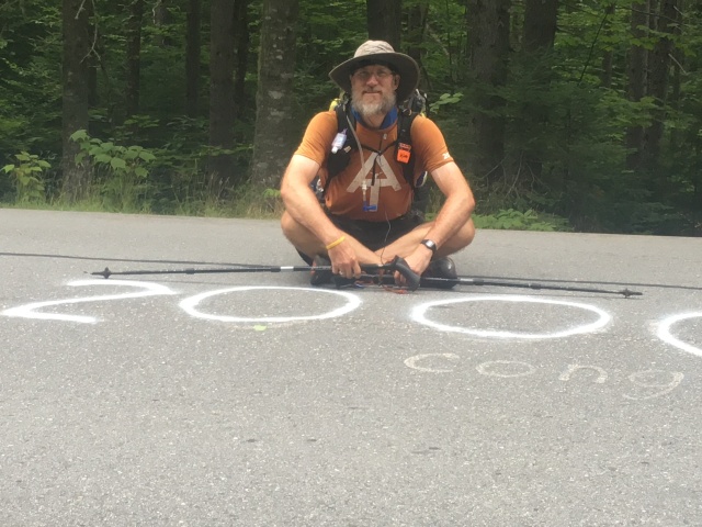 2016/03(March)/2016-03-Appalachian-Trail-BEST/640x480_2016-08-02-Appalachian-Trail-567-Bevo-another-2000-mile-marker.JPG