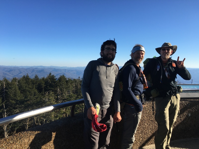 2016/03(March)/2016-03-Appalachian-Trail-BEST/800x600_2016-04-02-Appalachian-Trail-062-SecretAgent-Chaos-Bevo-on-Clingmans-Dome.JPG