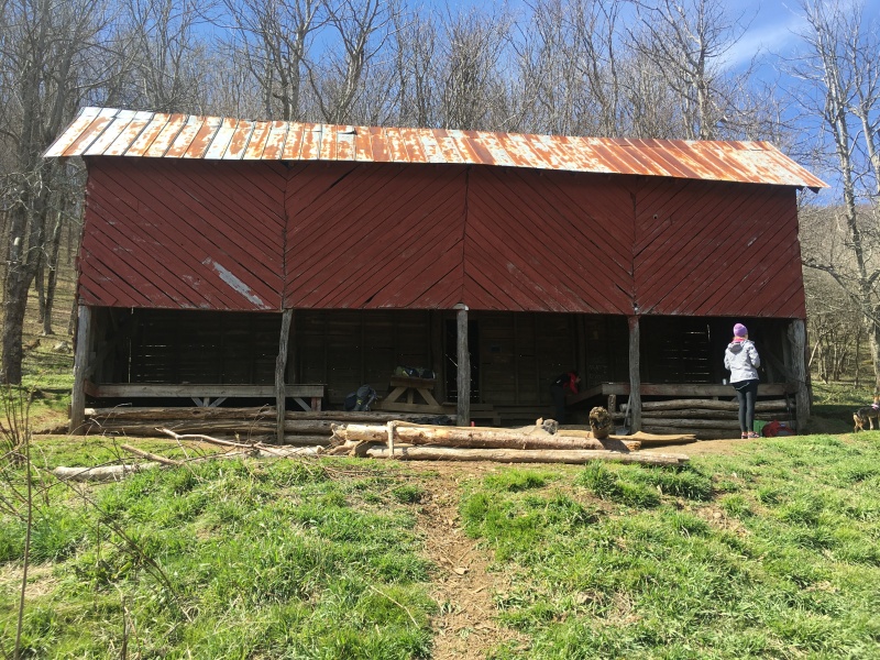 2016/03(March)/2016-03-Appalachian-Trail-BEST/800x600_2016-04-15-Appalachian-Trail-110-OverMountain-Shelter.JPG
