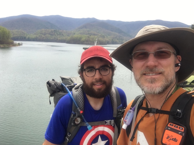 2016/03(March)/2016-03-Appalachian-Trail-BEST/800x600_2016-04-19-Appalachian-Trail-130-SecretAgent-Bevo.JPG