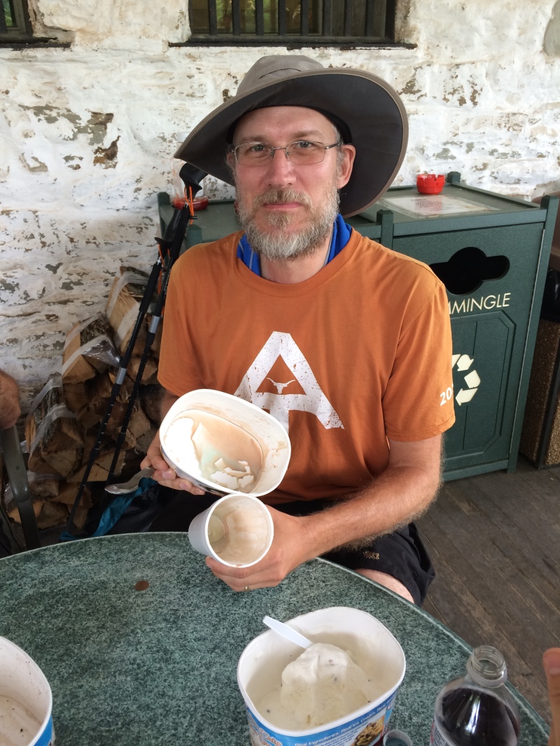 2016/03(March)/2016-03-Appalachian-Trail-BEST/800x600_2016-05-29-Appalachian-Trail-274-Bevo-after-half-gallon-challenge.JPG