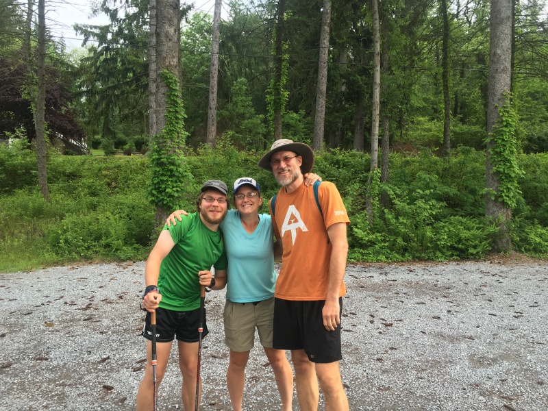 2016-05-30-Appalachian-Trail-277-Garfield-Stitch-Bevo-parting-ways.JPG