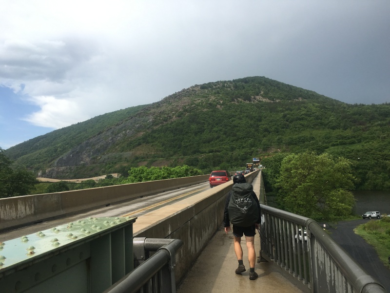 2016/03(March)/2016-03-Appalachian-Trail-BEST/800x600_2016-06-07-Appalachian-Trail-317-Garfield-boulder-field.JPG