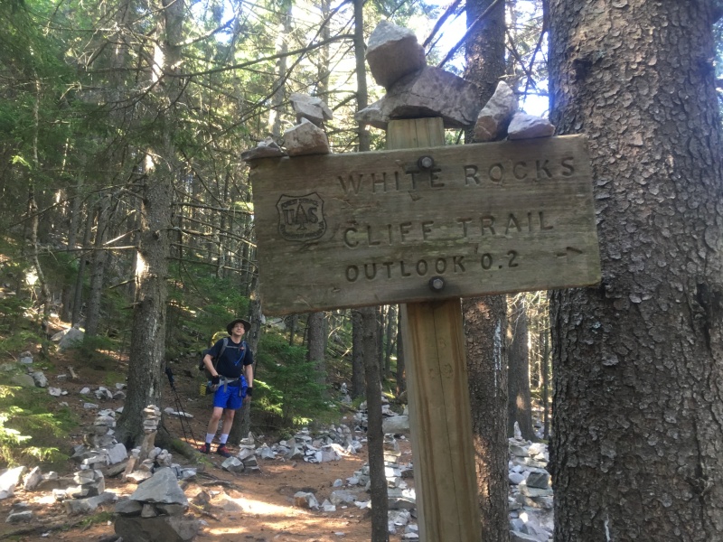 2016/03(March)/2016-03-Appalachian-Trail-BEST/800x600_2016-07-04-Appalachian-Trail-432-Neo-White-Rocks-cairnes.JPG