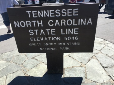 2016-04-03-Appalachian-Trail-066-NC-TN-border-sign.JPG